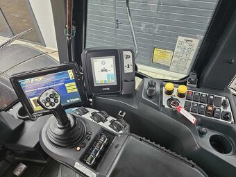JCB Fastrac 3230 Xtra + GPS + PVH - 8