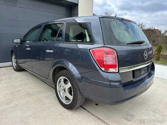 Opel Astra Caravan 1.9 CDTi r.v2010 - 8