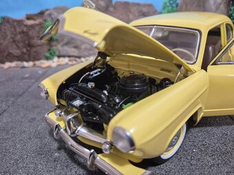 Prodám model 1:18 Kaiser Henry J. 1951 - 8