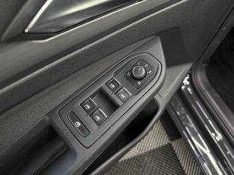 Volkswagen Golf 2.0 TDI Style DSG - 8