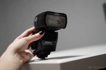 Nikon D7100 + 3 objektívy + externý blesk - 8