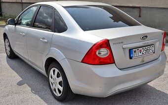 Ford Focus 1.6 16V Duratec Classic X - 8