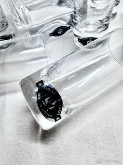 Karafa + 6 štamperlíkov značka Clover Leaf Glass Slovakia - 8