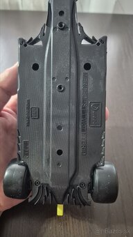 Bburago Race F1 Mercedes Petronas W07 hybrid 2016 1:18 - 8