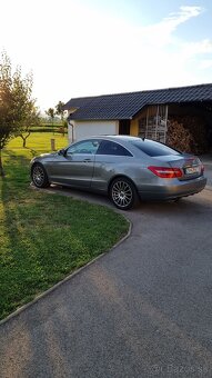 Mercedes E250 CDI C207 coupe - 8