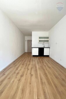 PRENÁJOM: Garsónka 22m², Bratislava-Ružinov II - 8