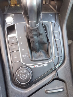 Predám Volkswagen Tiguan 2.0 TSI BMT 4MOTION Highline DSG - 8