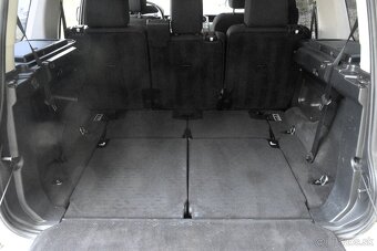 Land Rover Discovery 4 3.0 V6 - 8