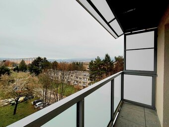 Slnečný, teplý 3 izb. s balkónom, A. Stodolu, Prievidza - 8