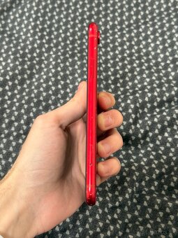 Apple iPhone XR 64gb - 8