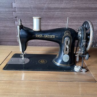 Starožitný siači stroj Rast & Gasser - 8