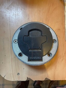 Suzuki sv650s 99 - 03 diely - 8