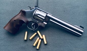 Revolver Smith&Wesson .44 Magnum - 8