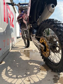 Yamaha 250 - 8