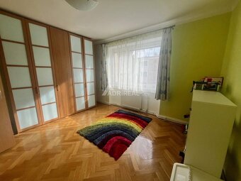 PREDAJ: 3i byt+balkón; 86 m2; Majakovského; Lučenec; 136.000 - 8