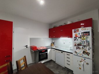 3-izbový, Perecká, Levice - 8