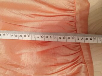 Oranžové spoločenské šaty - 8