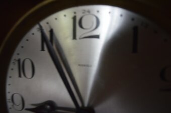 predam krasne nastenne hodiny KIENZLE, - 8