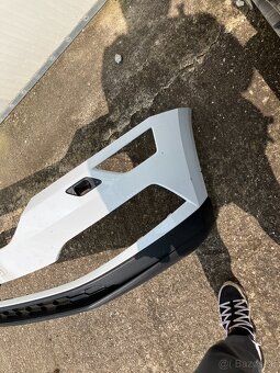 predni naraznik skoda karoq bily - 8