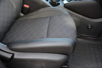 Nissan Qashqai 1.6 dCi, ČR povod, Automat, TOP vybava - 8