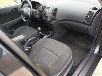 Hyundai i30 1.6crdi facelift blue drive - 8