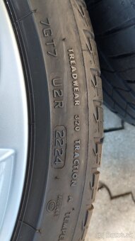 SADA ALU DISKOV SKODA  BORBET 5X112 225/40R18 - 8