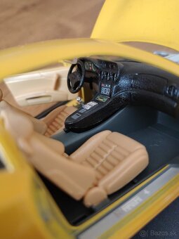 Bburago FERRARI 55O MARANELLO 1/24 - 8