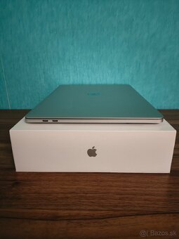 MacBook Pro 2019 | i5 • 8GB • 256GB SSD - 8