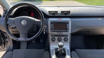 VOLKSWAGEN Passat 2.0 FSI 110 kW - 8