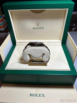 Rolex Submariner Date - 8