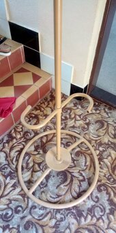 Stojan cd botník športová taška nočná lampa - 8