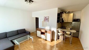 Pekný 2-izbový kompletne zariadený byt, Nové Mesto nad Váhom - 8