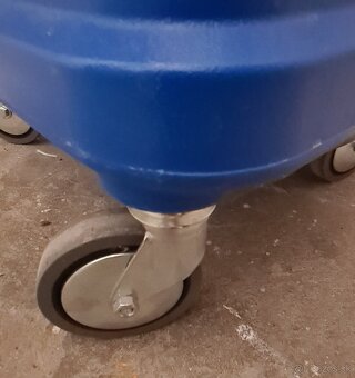 Predám profesionálne čistiace stroje – výborný stav - 8