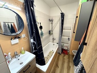 2-IZB.BYT S GARÁŽOU A VLASTNÝM KÚRENÍM - SAMUELA JURKOVIČA, - 8