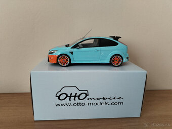 Predám model FORD FOCUS RS MKII 2010 v mierke 1:18 - 8