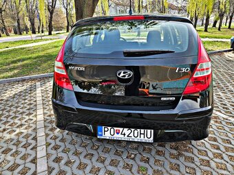 Hyundai i30 1.6 CRDi rv:9/2011 142 tis.km - 8