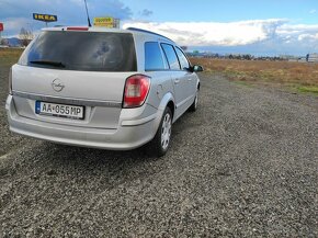 Opel Astra H 1,9 cm3  74kw  rok.2007 - 8