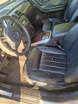Mercedes R 320 - 8