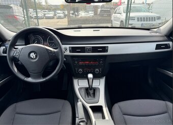BMW Rad 3 Touring 320d A/T - 8