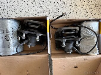 Komplet BMW Z4 E89 35i original brzdový kit - 8