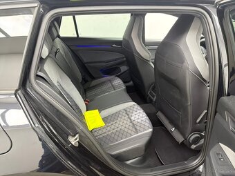 VW Golf VIII Variant R-Line 110KW - 8