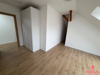 3 izbovy byt centrum Topoľčany / PRENAJOM - 8