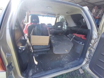 Toyota RAV4 4 benzín 110kw - 8