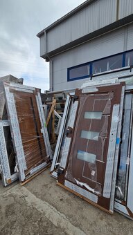 Plastové okná - biele, zlatý dub - 8