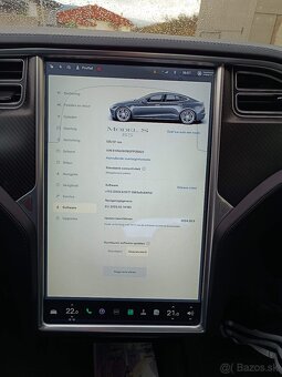 Tesla Model S 85 - 8