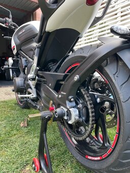 Triumph Trident 660 A2 - 8