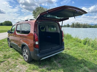 Peugeot Rifter Long 1.5 BlueHDi 130 GT Line A/T - 8