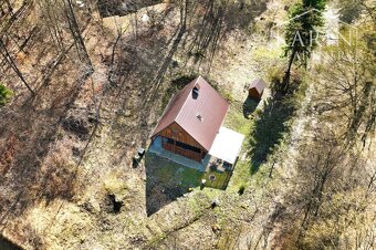Priamo pri lese zrekonštruovaná chata s výnimočným výhľadom - 8
