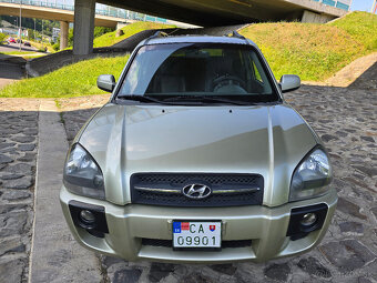 HYUNDAI TUSCON 2.0CRD A/T 4X4 ťažné //BEZ KOROZIE// - 8