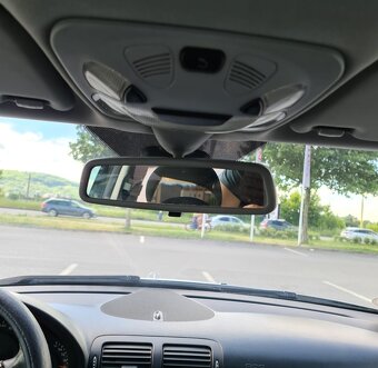 Mercedes Benz C200 - 8